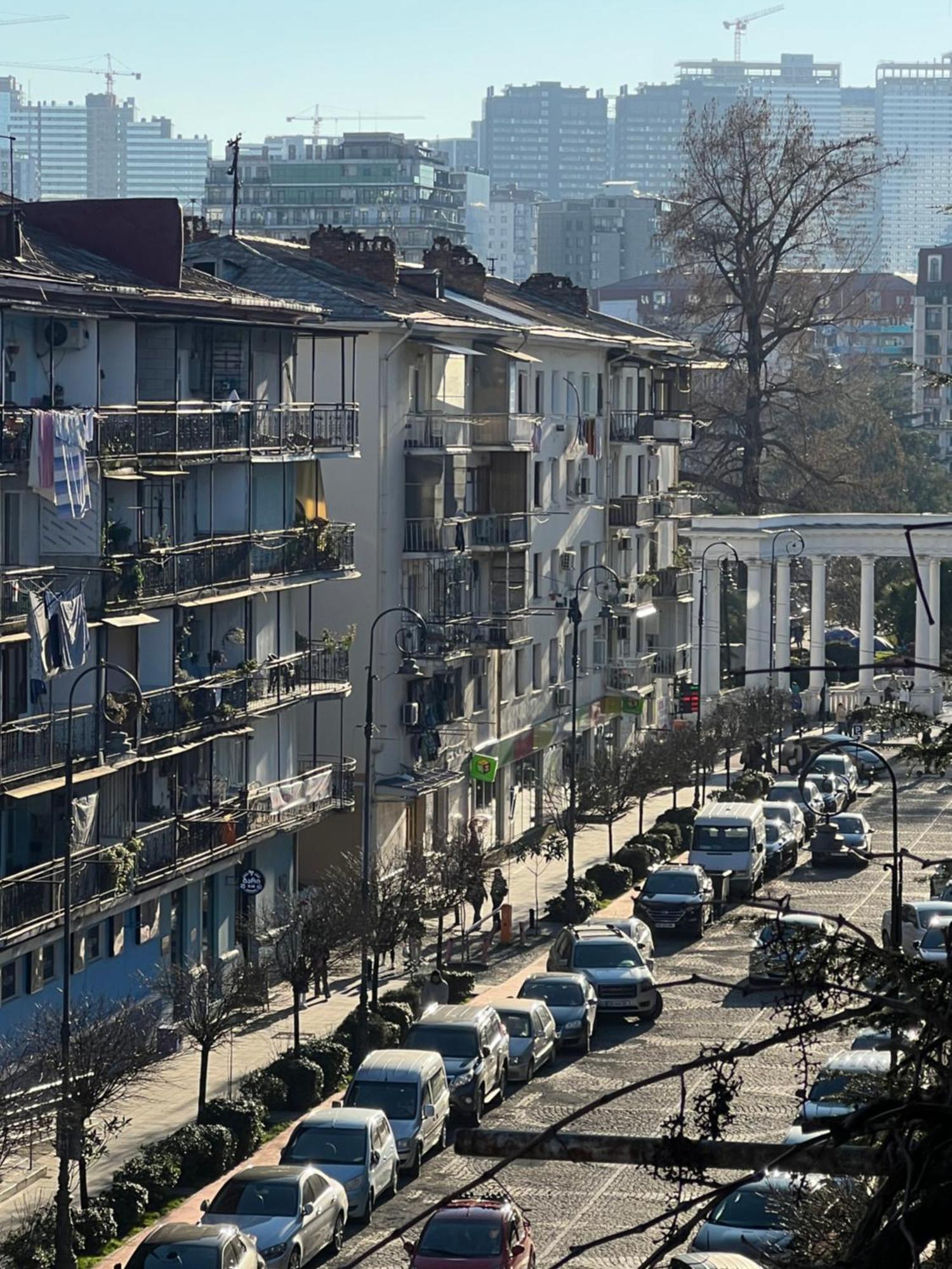 Апартаменты От Зуры Batumi Exterior photo